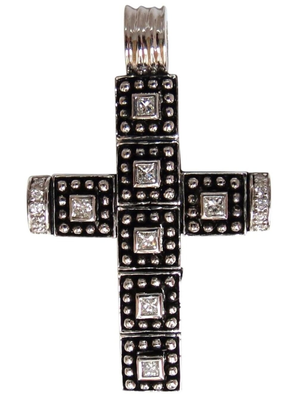 1.00CT NATURAL DIAMONDS GOTHIC CROSS PENDANT*